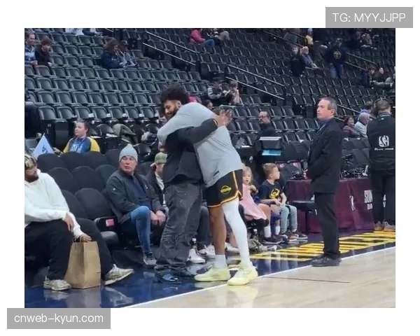 贾马尔·穆雷迎全明星首秀,阿夫迪亚、杜伦等七位球员首次入选 贾马尔·穆雷迎全明星首秀,阿夫迪亚、杜伦等七位球员首次入选