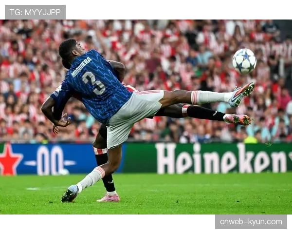 瓦伦西亚确认莫斯克拉转会阿森纳，球员拒绝续约一心加盟