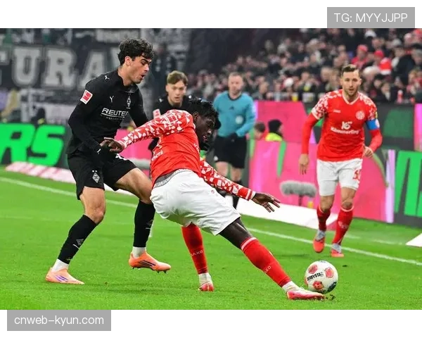 美因茨95分钟点球绝平,1-1逼平门兴格拉德巴赫 美因茨95分钟点球绝平,1-1逼平门兴格拉德巴赫